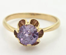 Load image into Gallery viewer, Vintage: Rare 18ct Gold Lilac Sapphire Single Stone Ring
