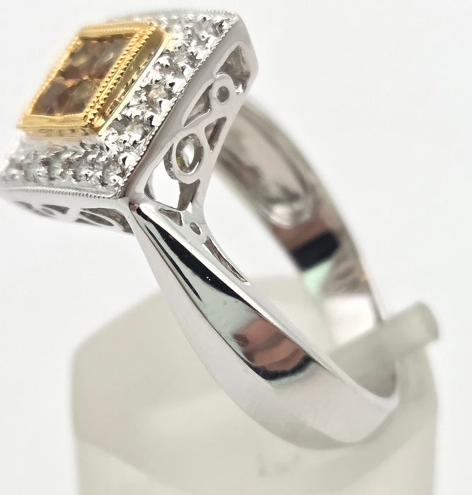2286 Vintage: 18ct White Gold Yellow Sapphires Diamonds Geometric Set Ring