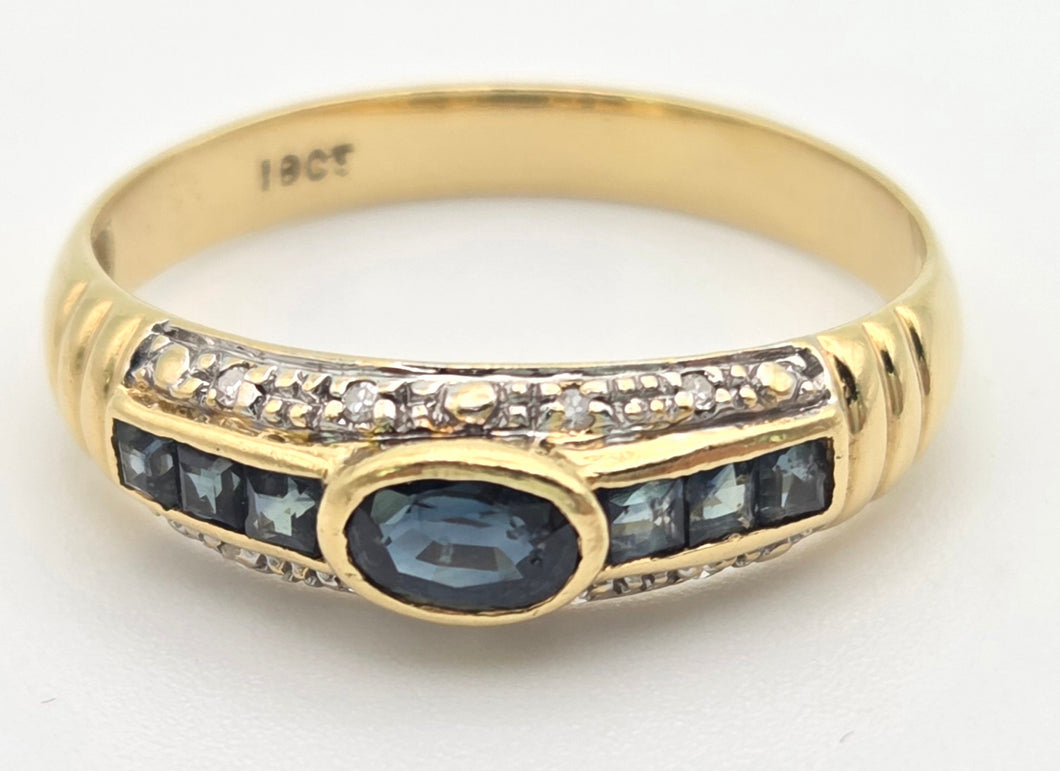 Vintage: 18ct Gold French Blue Sapphires Natural Diamonds Stacker/Dress Ring