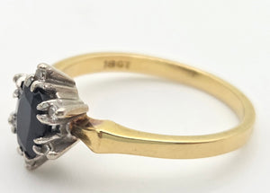 Vintage:18ct Gold Australian Blue Sapphire 6 Diamonds Cluster Ring