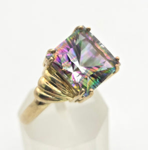 2302: Vintage: 9ct Gold Square Cut Caribbean Topaz Cocktail Ring