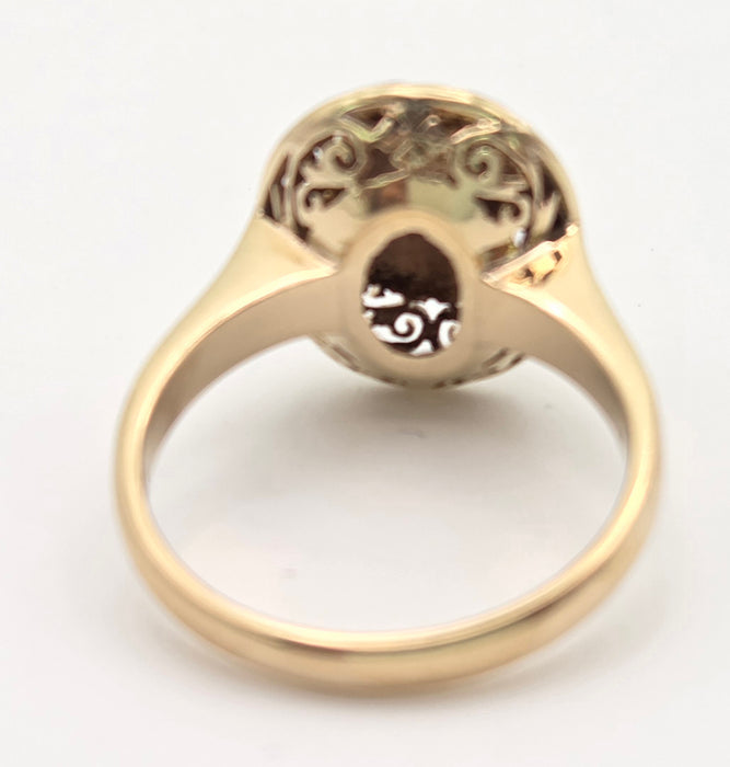 6478  Vintage: 18ct Gold Cabochon Turquoise Dress Ring