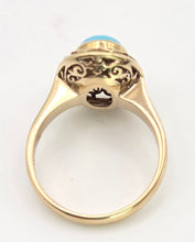 Load image into Gallery viewer, 2345: Vintage: 18ct Gold Cabochon Turquoise Dress Ring
