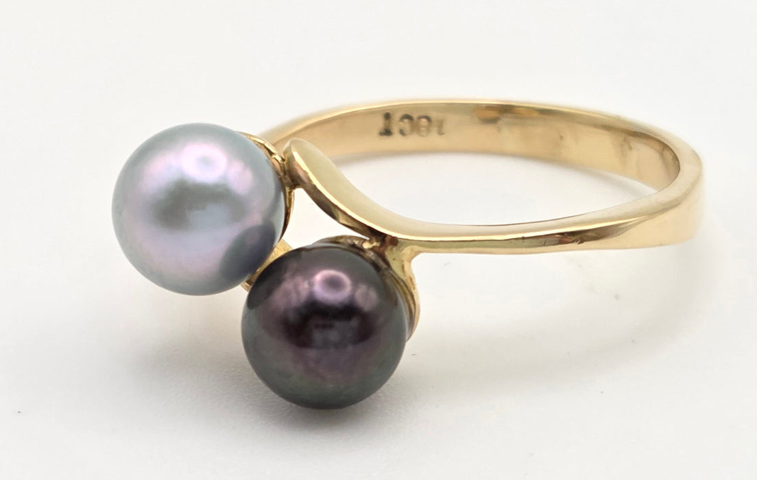 6477 Vintage: 18ct Gold Tahitian Pearls Crossover Ring
