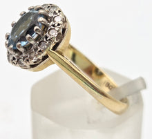 Load image into Gallery viewer, 2338: Vintage: 18ct Gold Blue Aquamarine 12 Diamonds Ring - Platinum setting
