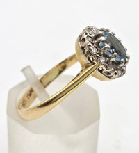 Load image into Gallery viewer, 2338: Vintage: 18ct Gold Blue Aquamarine 12 Diamonds Ring - Platinum setting
