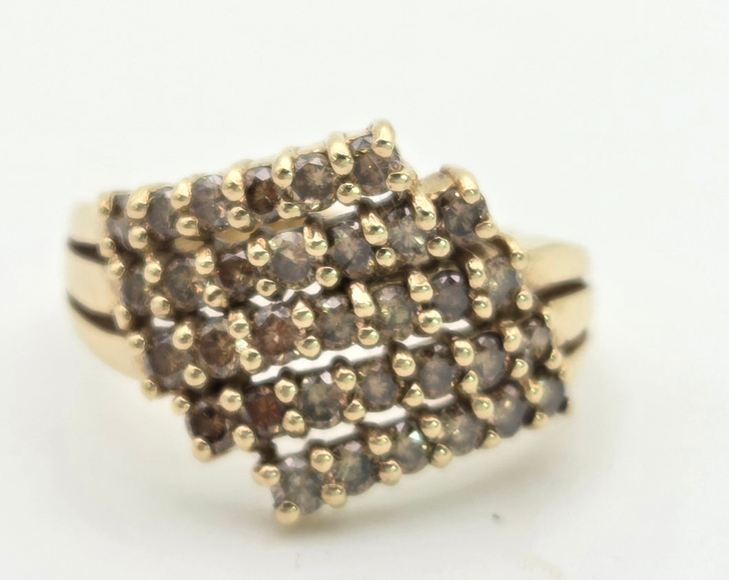 2300 Vintage: 9ct Gold 33 Natural Champagne Diamonds Cocktail Cluster Ring