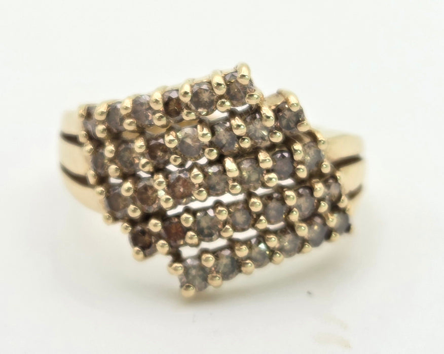 2300 Vintage: 9ct Gold 33 Natural Champagne Diamonds Cocktail Cluster Ring