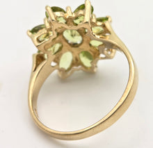 Cargar imagen en el visor de la galería, 2298 Vintage: 9ct Gold Peridots Natural Diamonds Floral Cluster Ring
