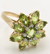Cargar imagen en el visor de la galería, 2298 Vintage: 9ct Gold Peridots Natural Diamonds Floral Cluster Ring
