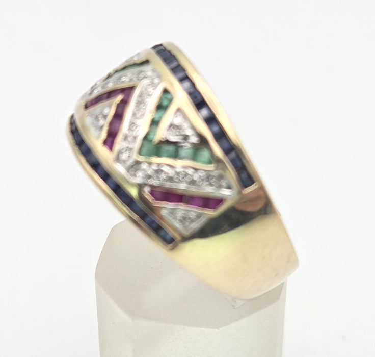 6469: Vintage: 9ct Gold Precious Gemstones Greek Key Pattern Dress Ring