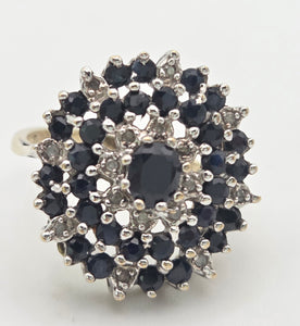 Vintage Statement 30 Blue Sapphires Diamonds Cocktail Cluster Ring