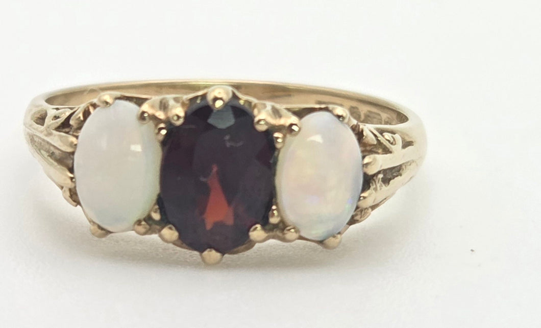 2275 Vintage: 9ct Gold Cabochon White Opals Garnet 3-Stone Ring- From 1980