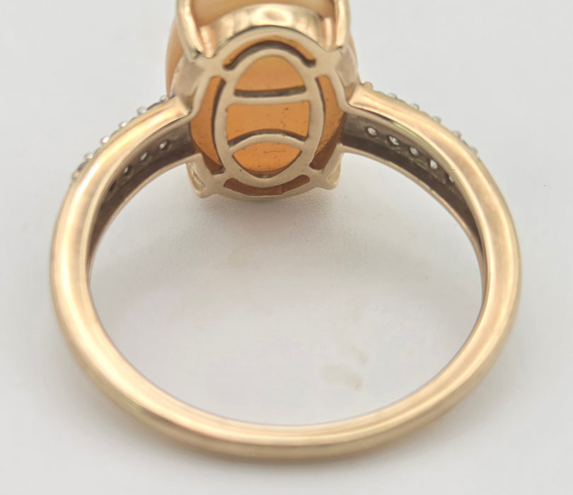 6467 Vintage: 9ct Gold Oval cabochon White Opal 20 Natural Diamonds Cocktail Ring
