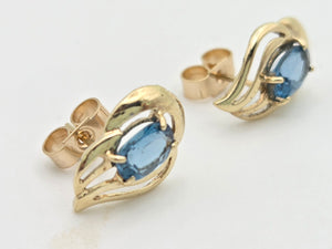 2044 Vintage: 9ct Gold Swiss Blue Topaz Stud Earrings