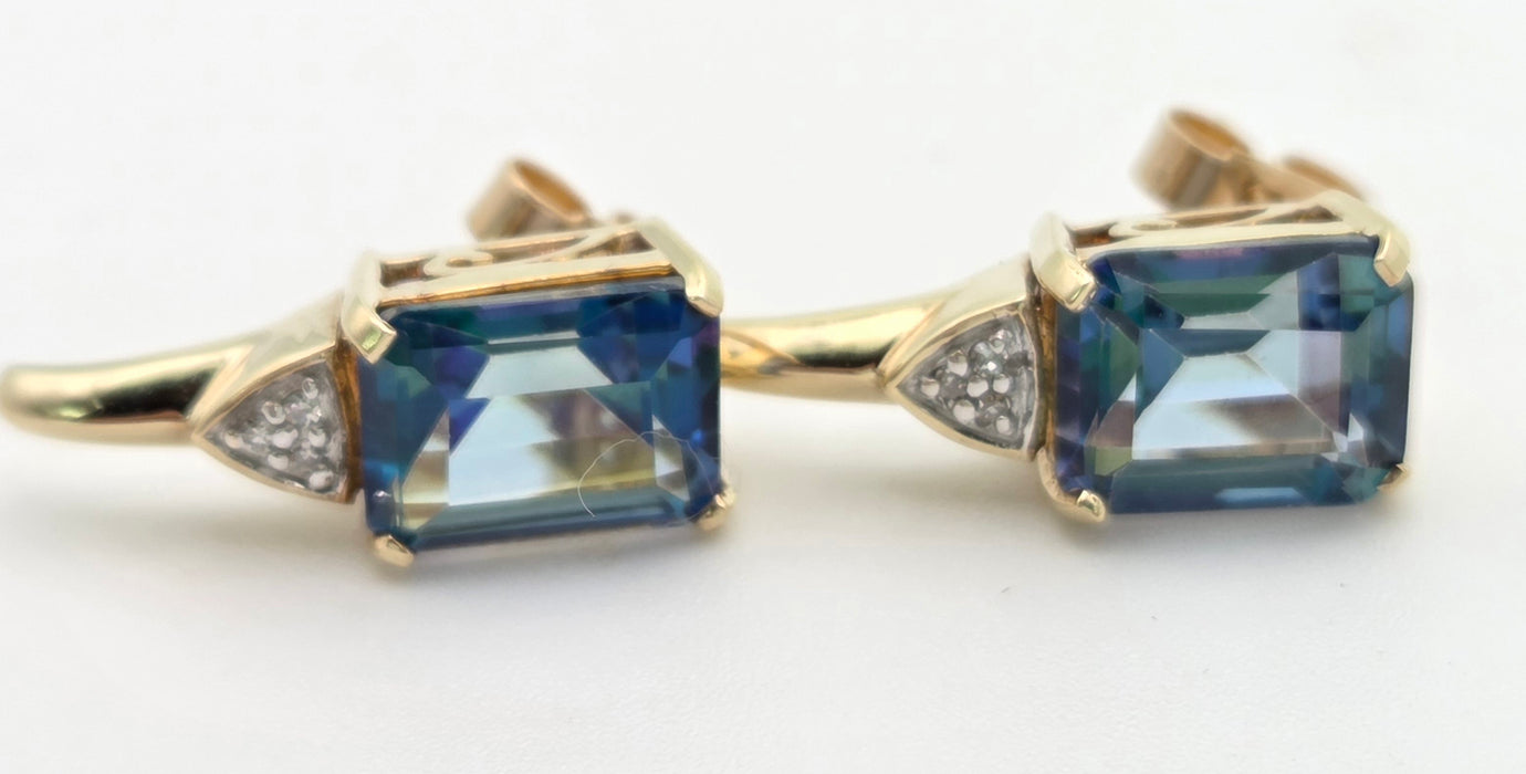 6451 Vintage: 9ct Gold Mystic Topaz Natural Diamonds Stud Earrings