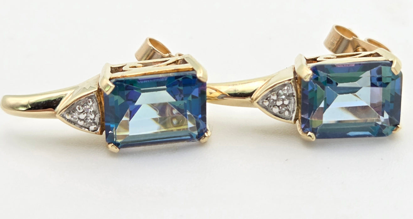 6451 Vintage: 9ct Gold Mystic Topaz Natural Diamonds Stud Earrings