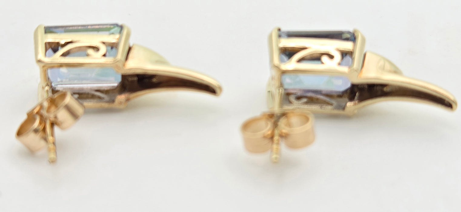 6451 Vintage: 9ct Gold Mystic Topaz Natural Diamonds Stud Earrings