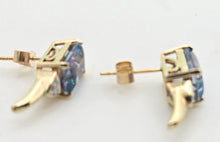 Cargar imagen en el visor de la galería, 2062 Vintage: 9ct Gold Mystic Topaz Natural Diamonds Stud Earrings
