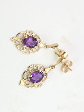 Cargar imagen en el visor de la galería, 2067 Vintage: 9ct Gold Purple Amethysts Drop/Dangle Stud Earrings
