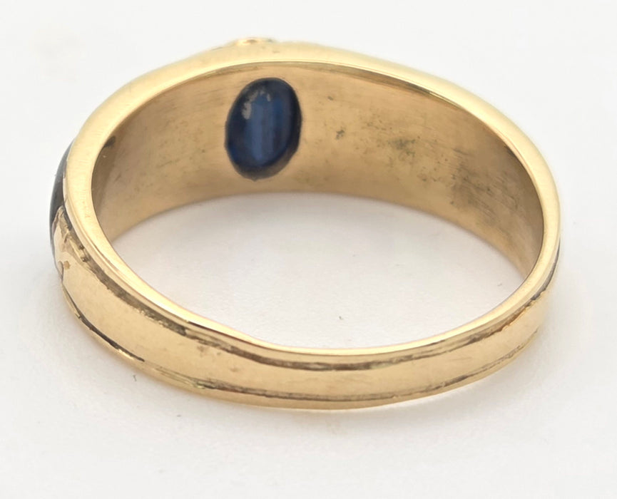 Vintage: 18ct Yellow Gold Sapphire, Diamond & Mother of Pearl Art Deco Style Ring