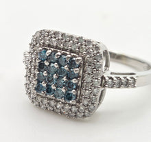 Cargar imagen en el visor de la galería, 2117 Vintage: 9ct White Gold Blue &amp; White Natural Diamonds Encrusted ring
