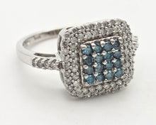 Cargar imagen en el visor de la galería, 2117 Vintage: 9ct White Gold Blue &amp; White Natural Diamonds Encrusted ring
