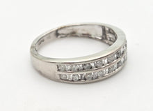 Cargar imagen en el visor de la galería, 2122 Vintage: 9ct White Gold 22 Natural Diamonds Tiered Stacker/ Dress Ring
