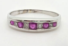 Cargar imagen en el visor de la galería, 2164 Vintage 9ct White Gold Rubies Natural Diamonds Stacker Ring
