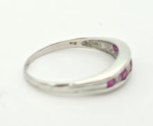 Cargar imagen en el visor de la galería, 2164 Vintage 9ct White Gold Rubies Natural Diamonds Stacker Ring
