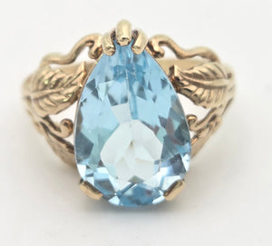 Vintage: Statement 9ct Gold Pear-Cut Swiss Blue Topaz Cocktail Ring