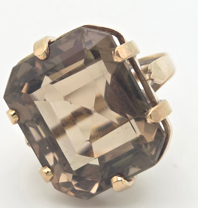 6476  Vintage: large 9ct Gold Square Cu Smokey Quartz Statement Ring