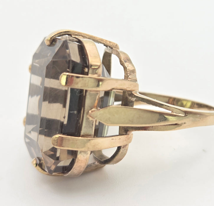 6476  Vintage: large 9ct Gold Square Cu Smokey Quartz Statement Ring