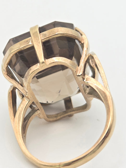 6476  Vintage: large 9ct Gold Square Cu Smokey Quartz Statement Ring