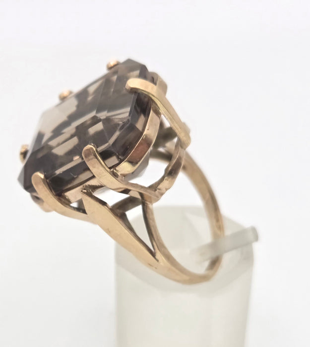 6476  Vintage: large 9ct Gold Square Cu Smokey Quartz Statement Ring