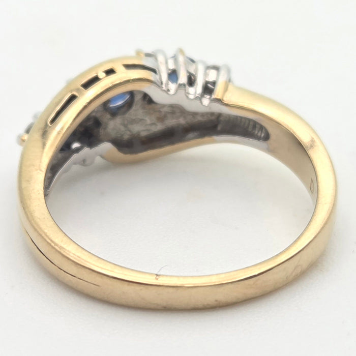 2249 Vintage: 9ct Gold Cornflower Blue Sapphires Natural Diamonds Crossover Ring