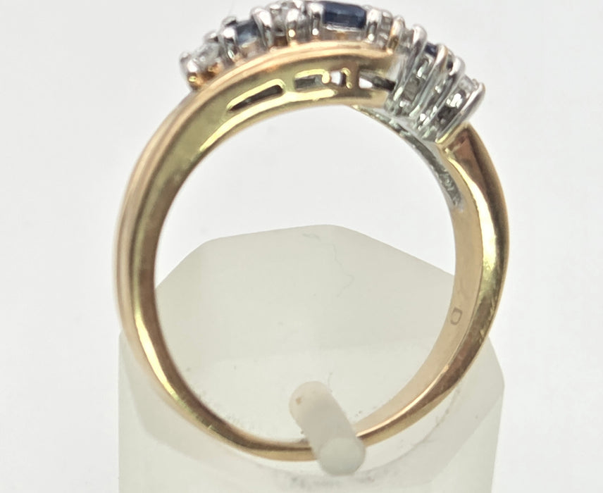 2249 Vintage: 9ct Gold Cornflower Blue Sapphires Natural Diamonds Crossover Ring