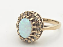 Cargar imagen en el visor de la galería, 2247 Vintage: 9ct Gold Cabochon White Opal 16 Diamonds Cluster Ring
