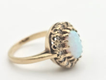 Cargar imagen en el visor de la galería, 2247 Vintage: 9ct Gold Cabochon White Opal 16 Diamonds Cluster Ring
