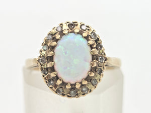2247 Vintage: 9ct Gold Cabochon White Opal 16 Diamonds Cluster Ring
