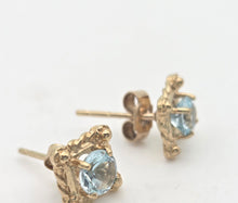 Load image into Gallery viewer, 1118 Vintage: Petite 9ct Gold Swiss Blue Topaz Necklace, Pendant, Earrings Set
