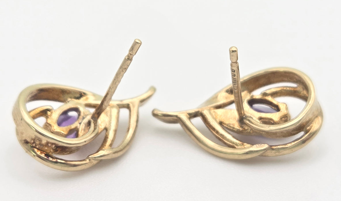 2209 Vintage: 9ct Gold Openwork Amethyst Stud Earrings