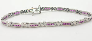 2221 Vintage: 18ct White Gold Princess Cut Rubies Link Bracelet (18.5cm)