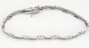 2221 Vintage: 18ct White Gold Princess Cut Rubies Link Bracelet (18.5cm)