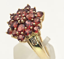 Cargar imagen en el visor de la galería, 2224 Vintage: 9ct Gold Large 21 Almandine Garnets  Floral Cluster Ring
