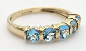 2230 Vintage: 9ct Gold 5 Swiss Blue Topaz Stacker/Half-Hoop Ring