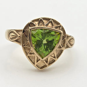 2232 ld Shield-- Cut Peridot Ornate Signet Ring