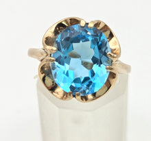 Load image into Gallery viewer, Vintage: 9ct Gold Faceted Cut Swiss Blue Topaz ring - From 1976
