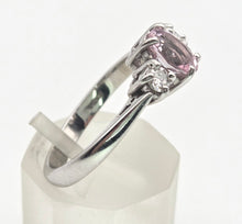 Cargar imagen en el visor de la galería, 2243 Vintage; 9ct White Gold Pink Morganites Daimons 3-Stone Ring
