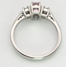 Cargar imagen en el visor de la galería, 2243 Vintage; 9ct White Gold Pink Morganites Daimons 3-Stone Ring
